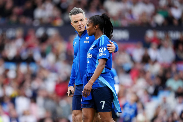 Robbie Williams (left) and England's Dame Denise Lewis ahead of Soccer Aid for UNICEF 2025 at Old Trafford, Manchester. Picture date: Sunday June 15th, 2025.