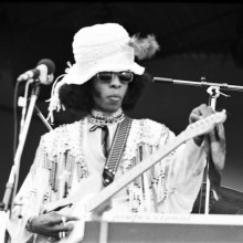 Sly Stone, pionier al funk-ului, a murit la vârsta de 82 de ani