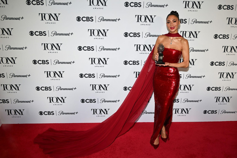 New York, USA. 08th June, 2025. Nicole Scherzinger poses with the Best Performance by an Actress in a Leading Role in a Musical award for "Sunset Blvd." in The 78th Annual Tony Awards Media Room presented by Carnegie Mellon University at 3 West Club on Ju