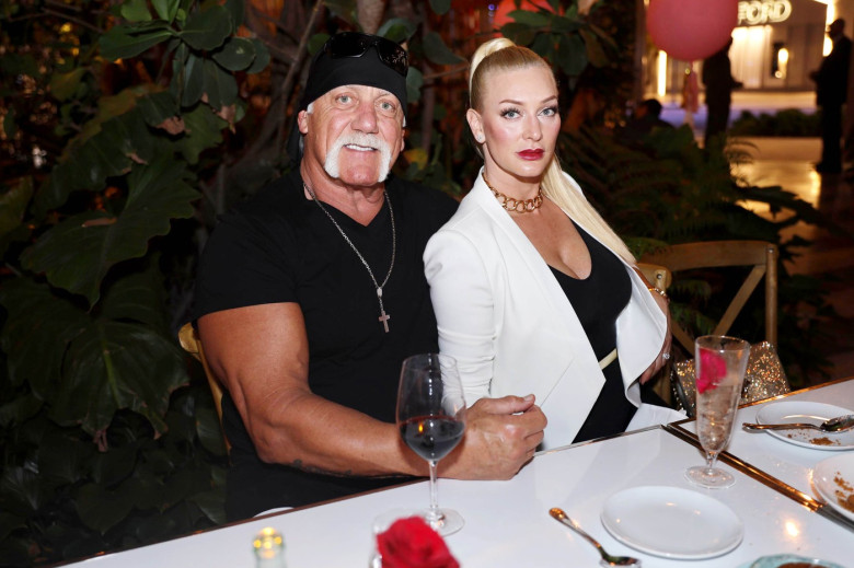 Exclusive-Hulk Hogan and Wife Jennifer McDaniel Celebrate NYE at Swan