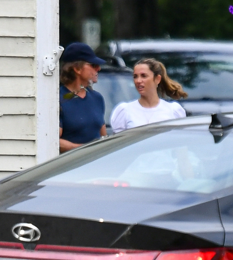 EXCLUSIVE: Tom Cruise and Ana de Armas Appear to Confirm Romantic Relationship on Weekend Get-A-Way in Vermont