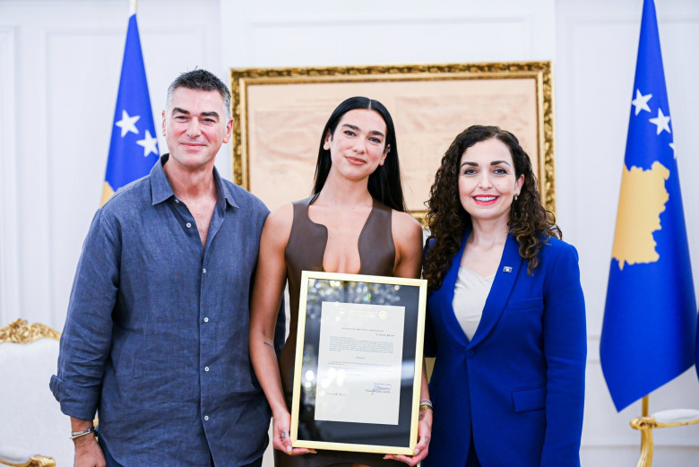 dua-lipa-kosovo (3)