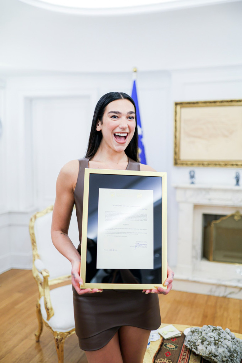 dua-lipa-kosovo (5)