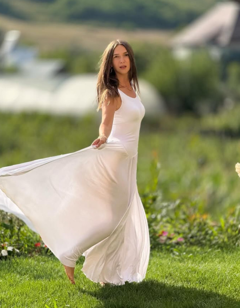 adela-popescu