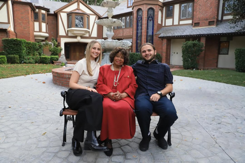 prince-jackson-s-a-logodit-cu-iubita-sa-molly (2)