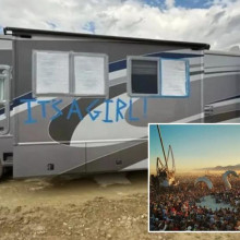 Caz incredibil la Burning Man. O femeie a dat naştere unei fetiţe fără să știe că este însărcinată