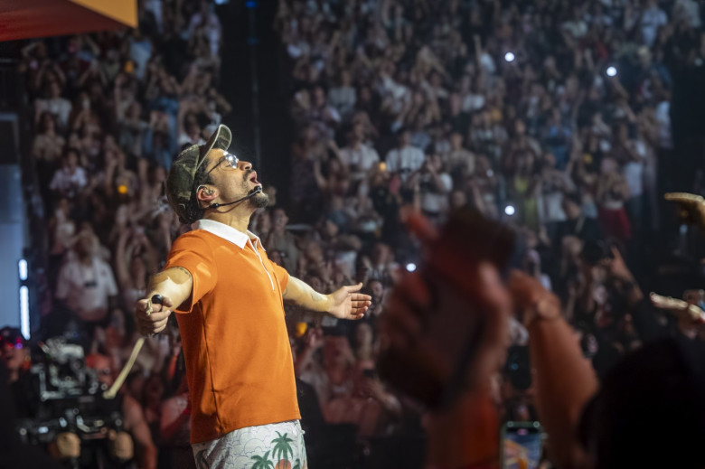 Bad Bunny Pone Punto Final A Su Residencia Con El Concierto Ă˘â‚¬Ĺ“Una MĂ�ÂˇSĂ˘â‚¬Âť.