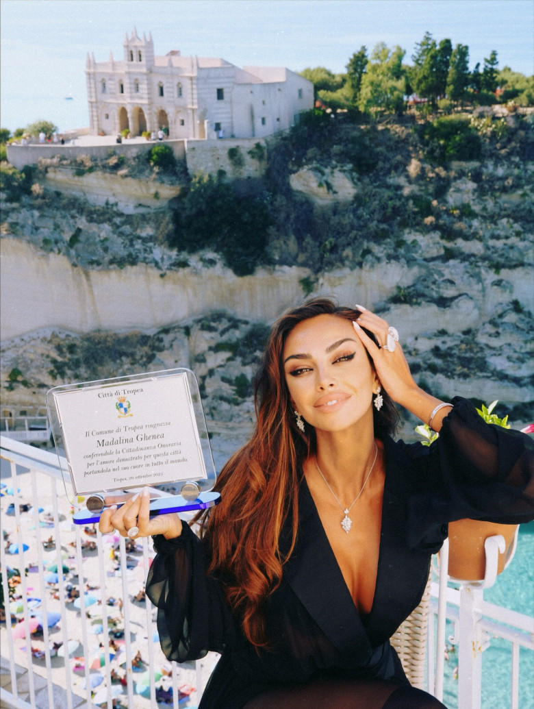madalina-ghenea (12)