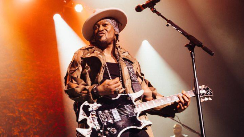d'angelo (2)