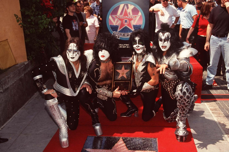 KISSAmerican Rock GroupUnveiling their Star on the Hollywood Walk of FameBandphoto Agency PhotoB55 063704   10.08.1999