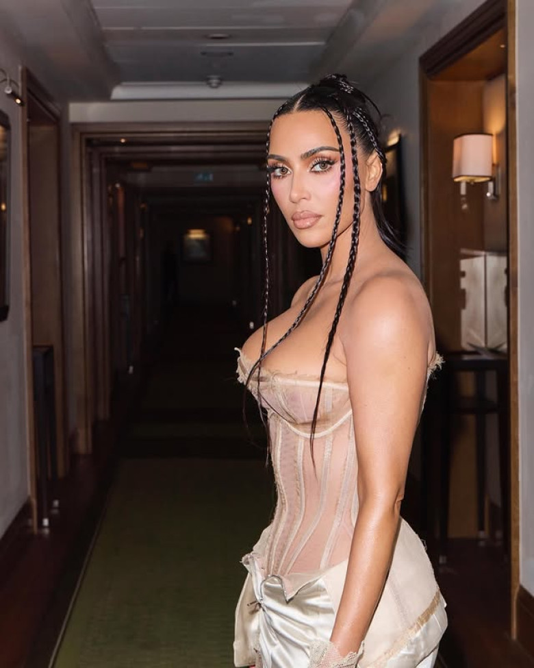 kim-kardashian (17)