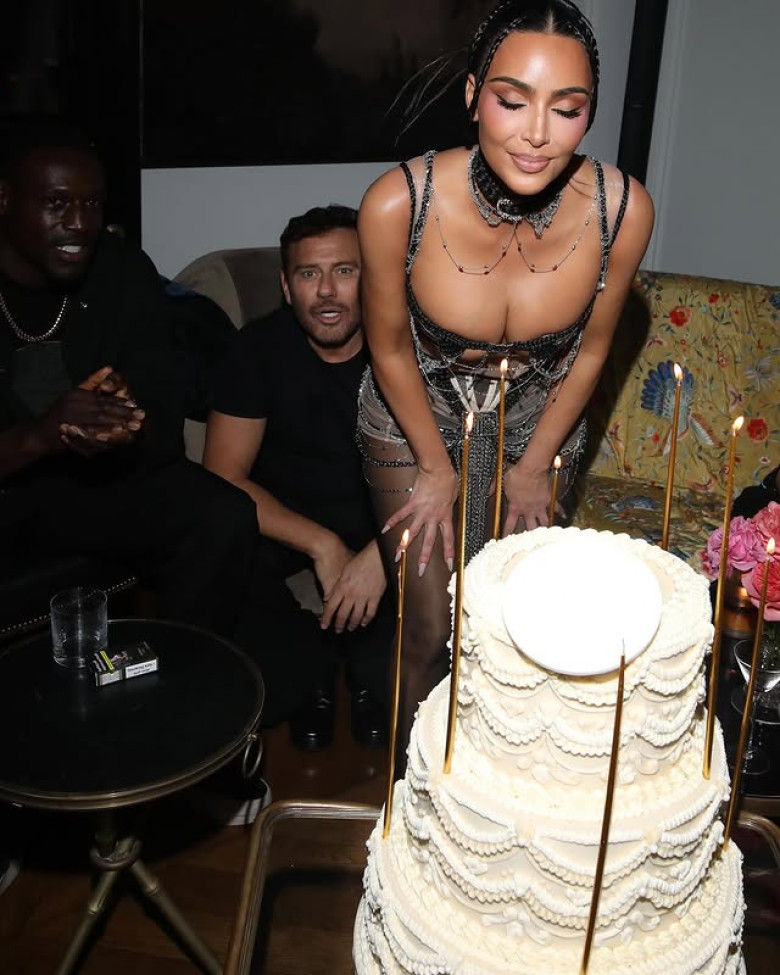 kim-kardashian (4)