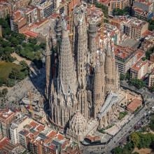 Sagrada Familia a devenit cea mai înaltă biserică din lume. Cât va măsura după finalizare?