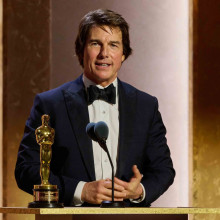Tom Cruise a primit un Oscar onorific la Governors Awards. „A face filme nu este ceea ce fac, ci ceea ce sunt”