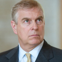 Fostul prinț Andrew reapare în dosarele Epstein într-o imagine controversată. Fotografia o arată și pe Ghislaine Maxwell