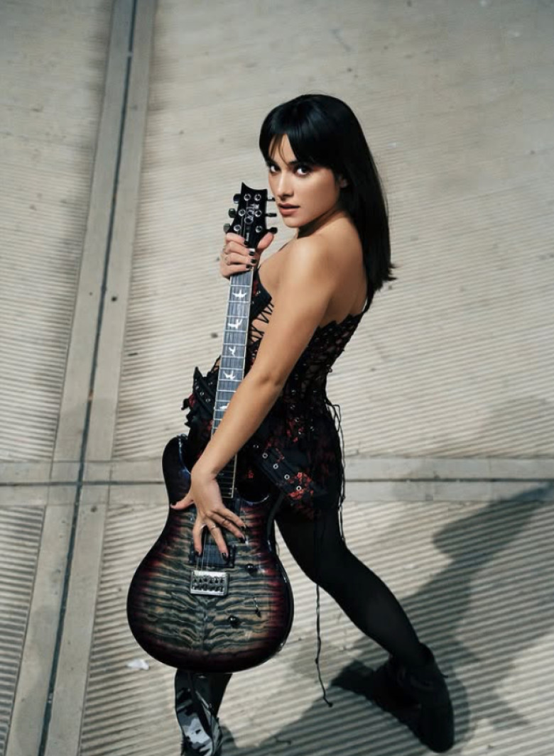 ALEXANDRA-CAPITANESCU14