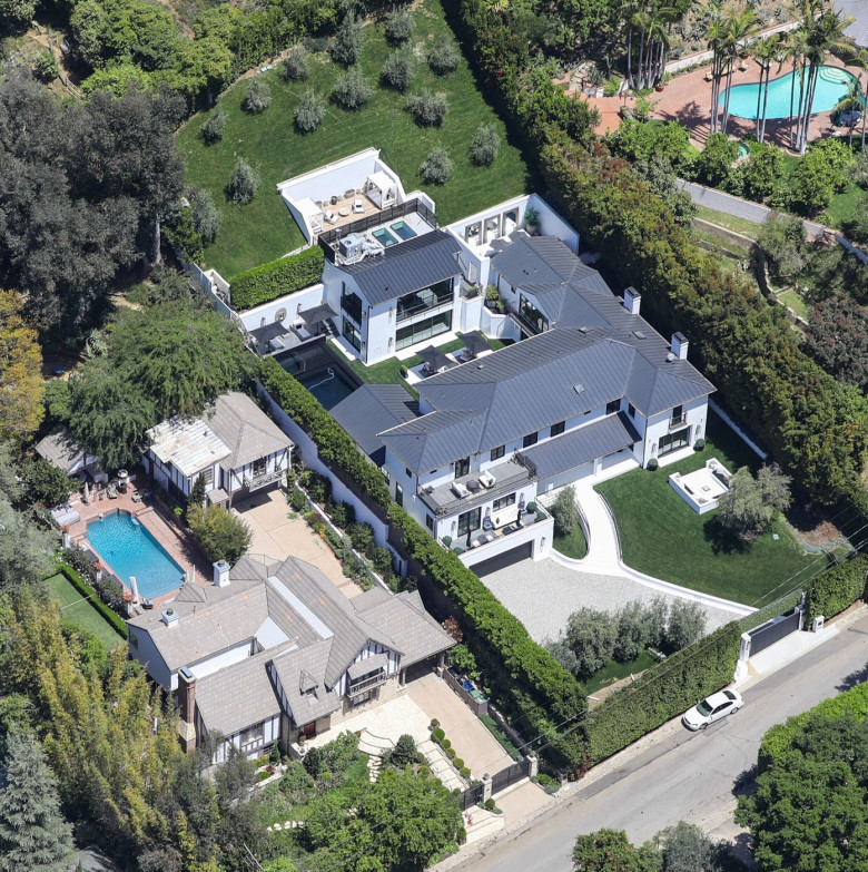 Police blocking Rihanna's street after scary shooting