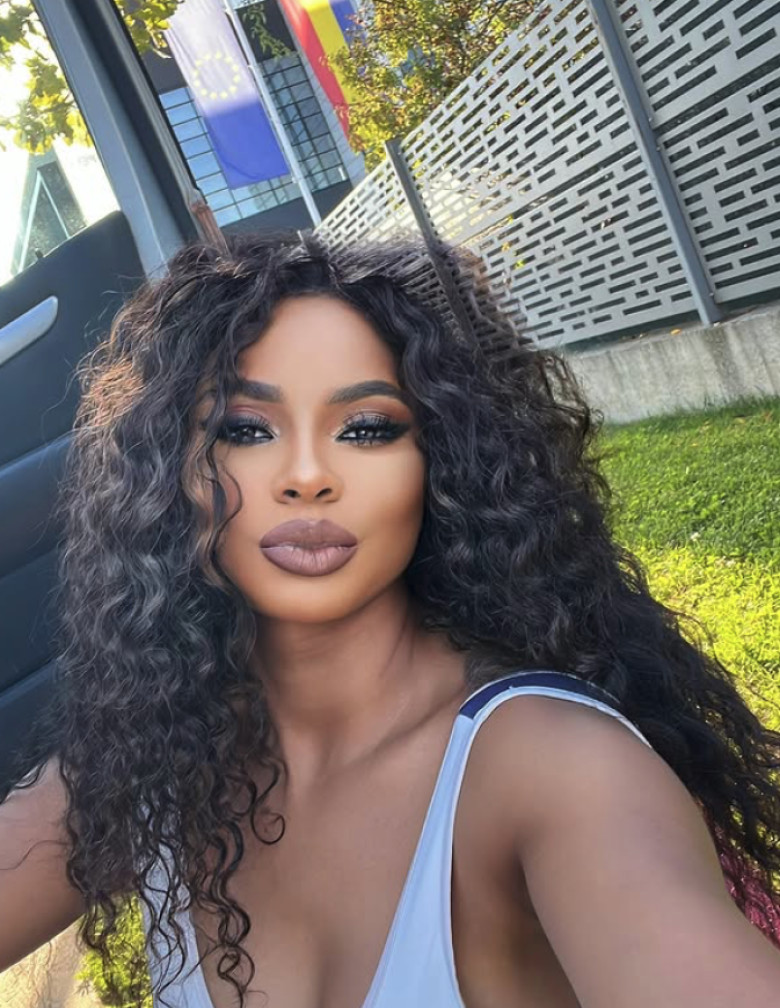 Laurette Atindehou13