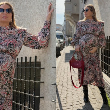 Cum a apărut Laura Cosoi în luna a șaptea de sarcină. „Trăiesc cea mai bogată viață într-o rochie second-hand”