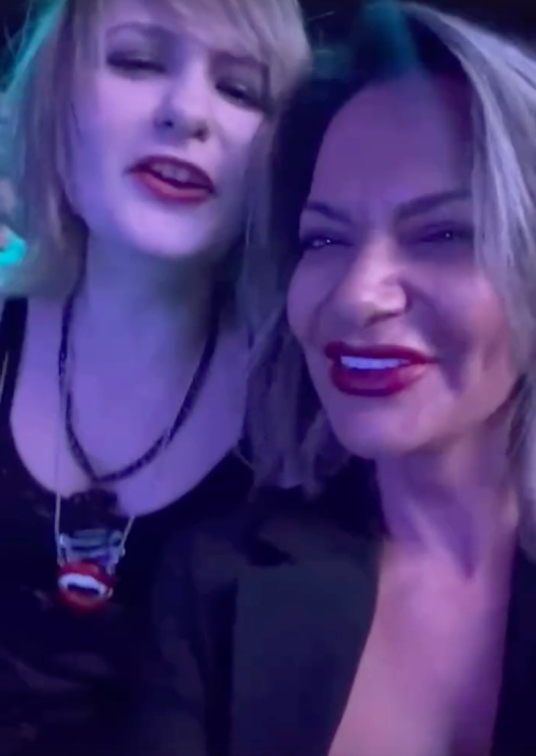 andreea-antonescu-sienna3