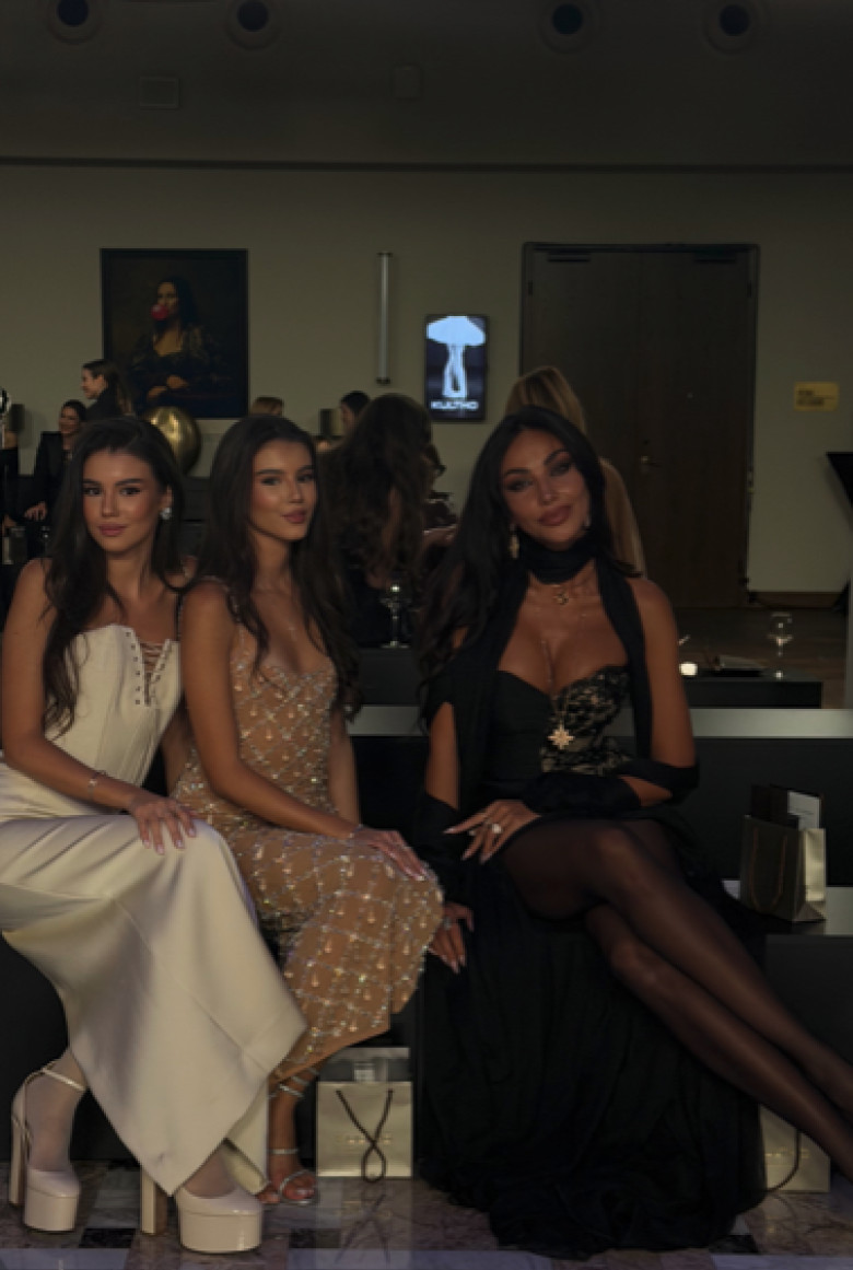 madalina-ghenea4