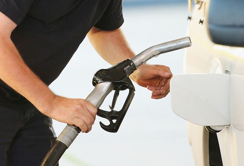 benzina carburant - GettyImages-490018303