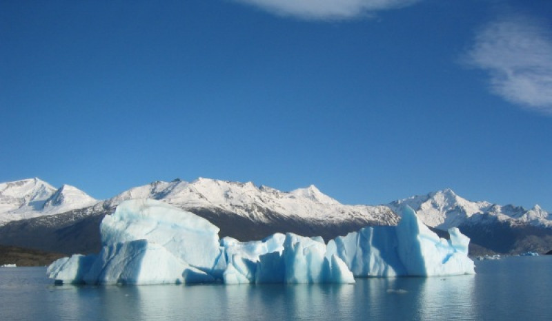 glacial-iceberg decopera.ro