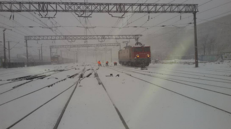 tren zapada muncitori lopeti 3 fb cfr