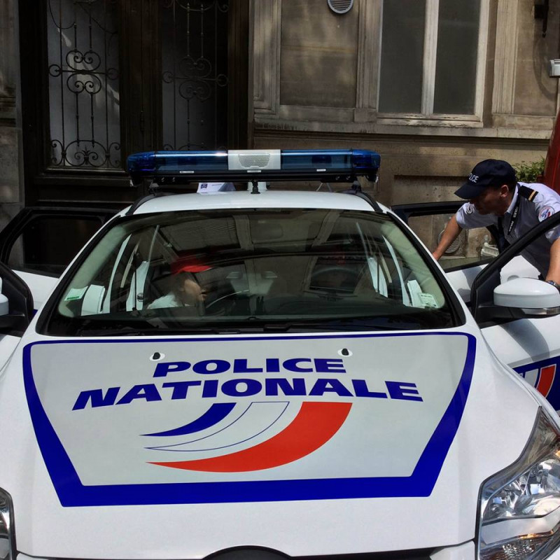 politia nationala franceza foto facebook franta
