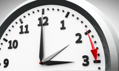 Ora de vară 2023. Când se dau ceasurile înainte. Povestea orei de vară