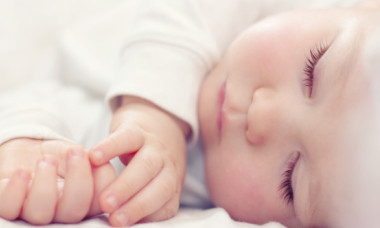 Creierul începe să se dezvolte diferit la fete şi la băieţi încă dinainte de naştere, au constatat oamenii de ştiinţă