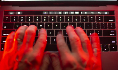 7 moduri de a-ți proteja datele personale, potrivit experților în securitate online: "Când un produs e gratuit, cel mai probabil tu ești produsul"