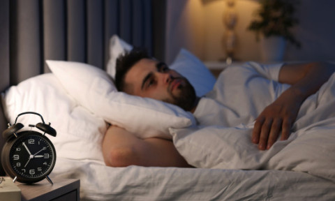 Somnul insuficient poate duce la creștere în greutate mai rapid decât ai crede. Ce au descoperit cercetătorii