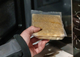 5 alimente și băuturi consumate zilnic, care îți pot afecta sănătatea pe termen lung. Aparent inofensive, dar cu impact negativ real