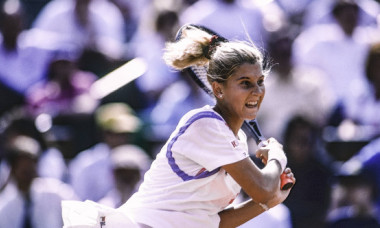 Ce este miastenia gravis, boala de care suferă fosta campioană de tenis Monica Seles. Cum se manifestă afecțiunea fără leac