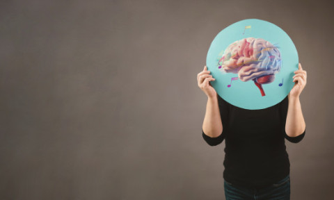 Muzica poate contribui la reducerea riscului de demenţă cu până la 40%. Explicațiile cercetătorilor