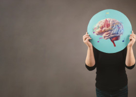 Muzica poate contribui la reducerea riscului de demenţă cu până la 40%. Explicațiile cercetătorilor