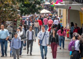 De ce trăiesc femeile mai mult decât bărbaţii? Secretul evolutiv descoperit la peste 1.000 de specii