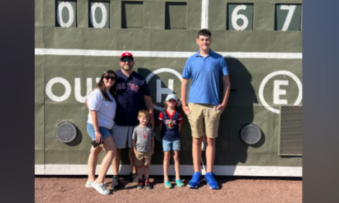 Are 15 ani și o înălțime de 2.13 m: "Situația scapă de sub control". Cauza neașteptată descoperită de medici