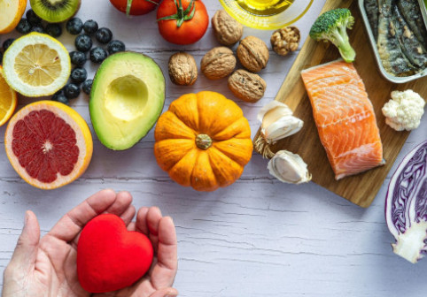 Alimentele periculoase pentru inimă. Ce să eviți pentru a preveni bolile cardiovasculare