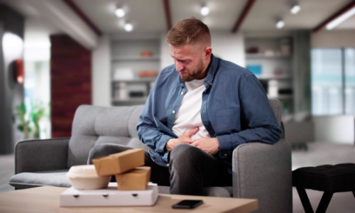 5 moduri prin care poți preveni arsurile stomacale cauzate de mesele îmbelșugate de sărbători