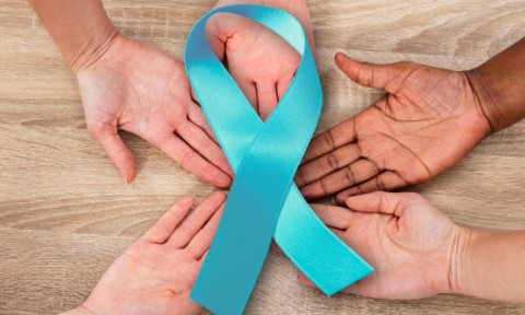 Care sunt simptomele cancerului de col uterin şi cât de des se face testarea HPV: "Nu dă semne decât în forme avansate"