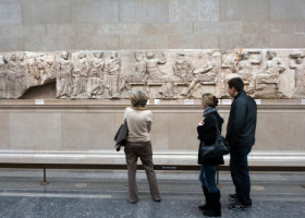 Vizitele la muzeu îți pot schimba sănătatea. Ce au descoperit cercetătorii despre efectul artei asupra organismului