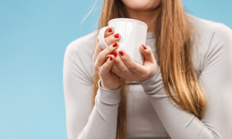 Câte cafele pe zi sunt prea multe pentru oase. Un studiu pe aproape 10.000 de femei vine cu un răspuns