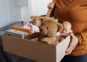 Ce a descoperit o femeie în cutia de jucării a fiicei sale de 3 ani. Mama a crezut inițial că este o farsă