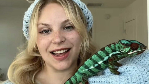 A adoptat un cameleon și și-a schimbat complet viața. Ce sacrificii a fost nevoită să facă zilnic