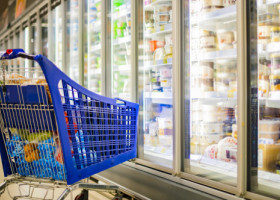 Un vlogger român, uimit de ce a găsit într-un supermarket din Ucraina, aproape de granița cu Rusia: „Este foarte interesant!”