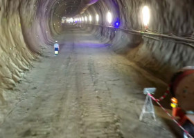 Când va fi gata tunelul de pe Autostrada Sibiu - Pitești. Filmare aeriană a lotului 4!