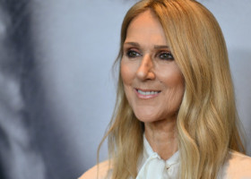 Celine Dion, de nerecunoscut într-o apariție de Ajunul Crăciunului. A parodiat un monolog din „Grinch” şi a cântat „All by Myself” în costum verde, iar imaginile au devenit virale