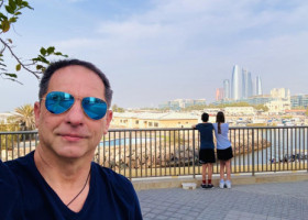 Dan Negru, jefuit în metroul din Paris de patru hoți români. I-au luat tot, apoi i-au returnat bunurile